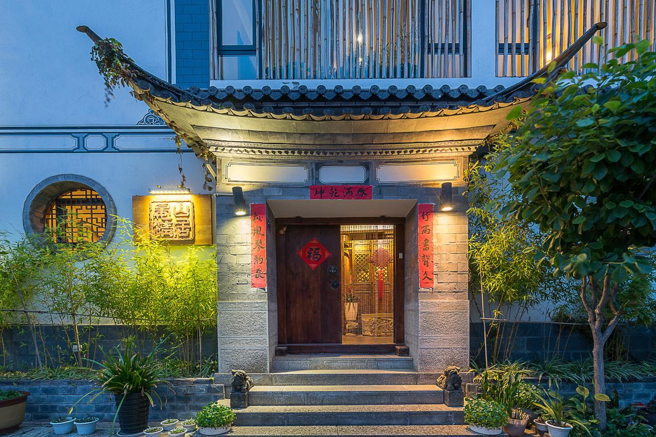 Готель Dali Yanyuan Mountain Retreat Екстер'єр фото